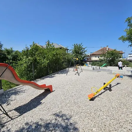 Bulevar Square شقة *