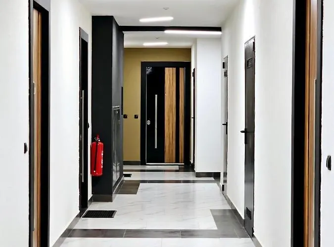 Bulevar Square アパート